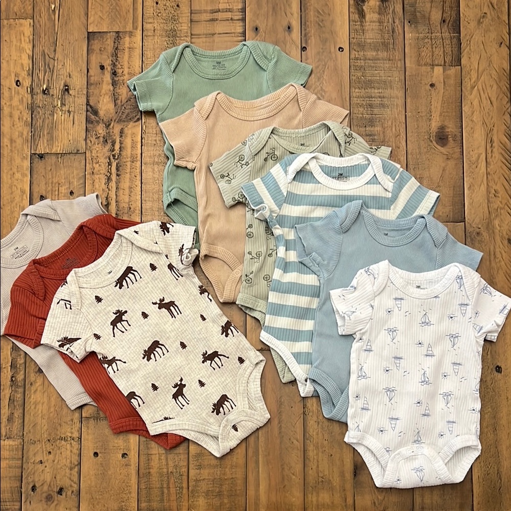 Assorted Baby 3M Onesie Set